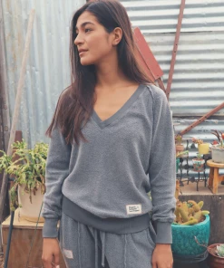 People Of Leisure Home Page Gratitude V Pullover