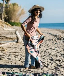 Camping Gear Nomadix Leafy Pink Go-Anywhere Towel