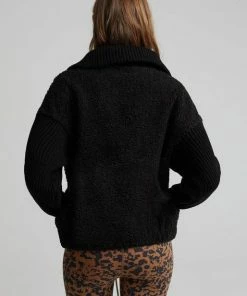 Varley Rogers Half Zip Jacket Home Page