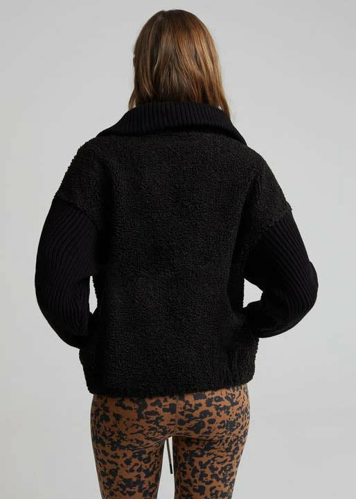 Varley Rogers Half Zip Jacket Home Page 2 Varley Rogers Half Zip Jacket Home Page