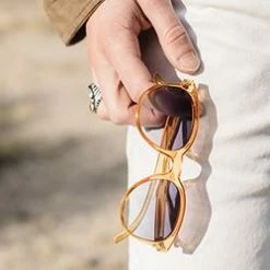 Sunski Makani Sunglasses Home Page